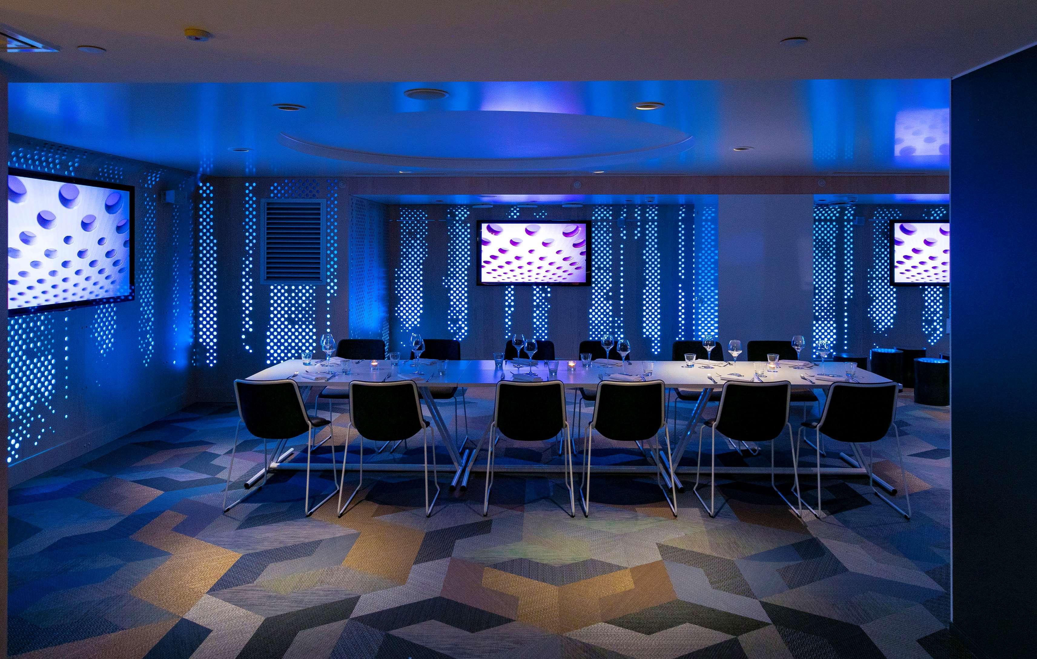Hotel Klaus K Хелзинки Екстериор снимка